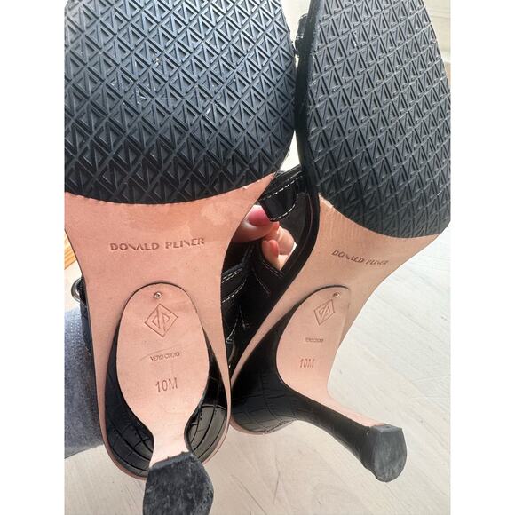 Donald Pliner black buckled retro ERICA slide sandal  size 10 - Picture 2 of 15